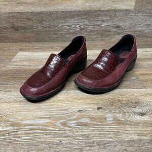 Clarks Artisan  Leather Burgundy Mill Slip on Loafer Women's Size 6.5